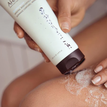 AHAVA Deadsea Water Mineral tělový peeling